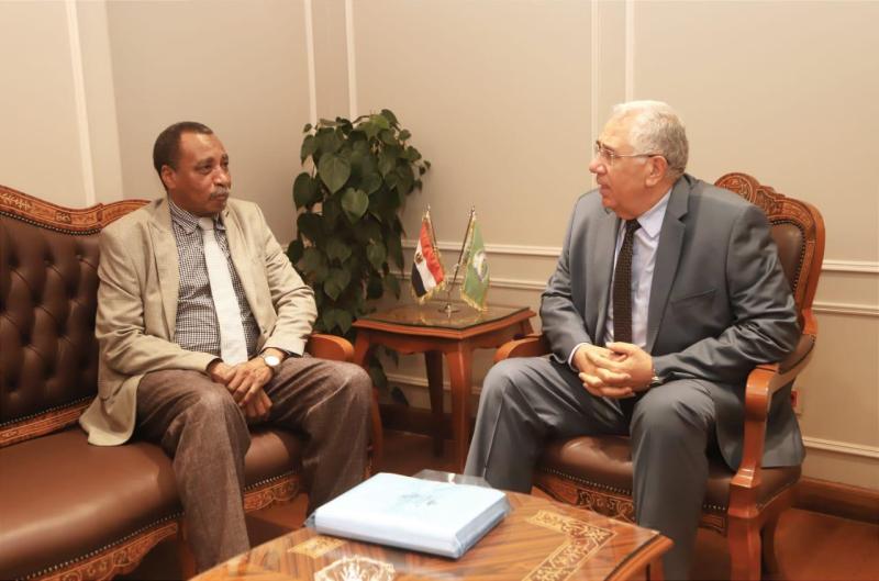 وزير الزراعة يبحث مع مدير المنظمة العربية للتنمية الزراعية التعاون المشترك