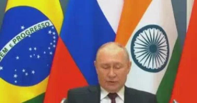 الرئيس الروسي بوتين يسخر من مؤتمر أوكرانيا: لن نقبل إلا بما يراعي مصالحنا