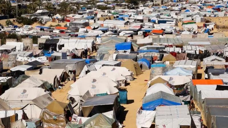من مخيمات اللاجئين في رفح