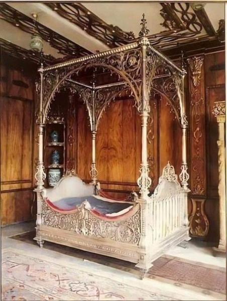 بعد شائعة ” اختفاء سرير الفضة”.. «النهار» تكشف تاريخ قصر محمد على وأبرز مقتنياته