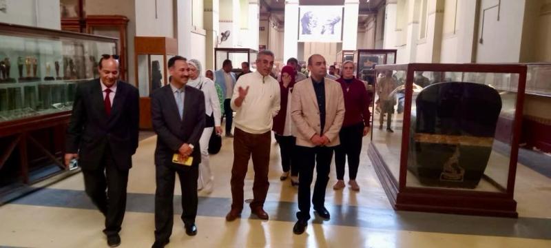 الأمين العام للمجلس الأعلى للآثار يتفقد مستجدات أعمال تطوير المتحف المصري بالتحرير