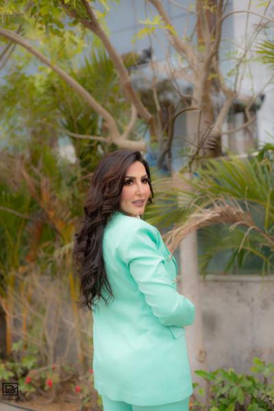 ملكة جمال الوطن العربي الإعلامية الشابة رضوي عطا تستعد لبرنامجها الفني الجديد