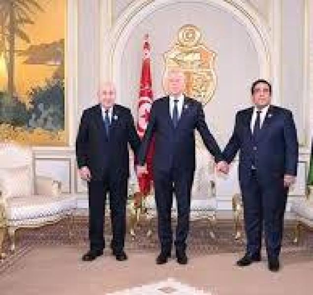 صورة لزعماء ليبيا وتونس والجزائر في العاصمة التونسية
