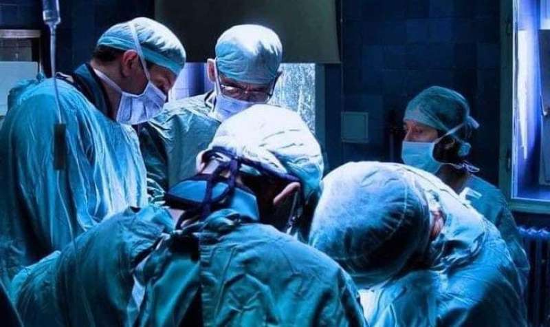 جراحة تجميل دقيقة.. إنقاذ حياة طفلة في مستشفى دسوق العام بكفر الشيخ