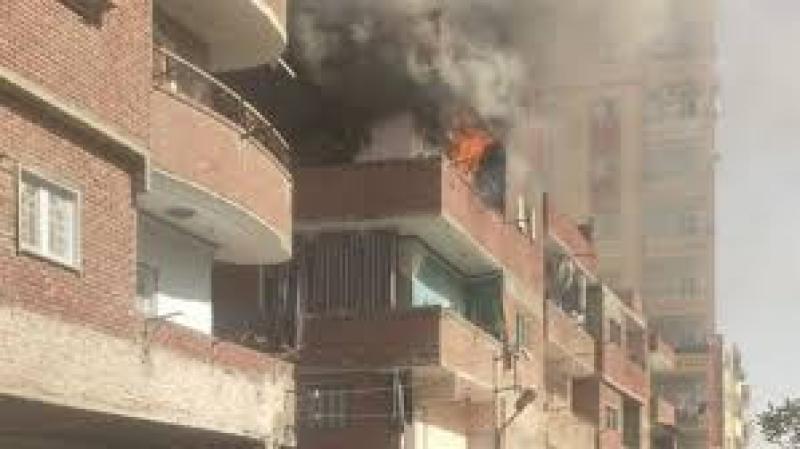 حريق يلتهم أثاث شقة مفروش بقرية الشرق الأوسط بالاسماعيلية