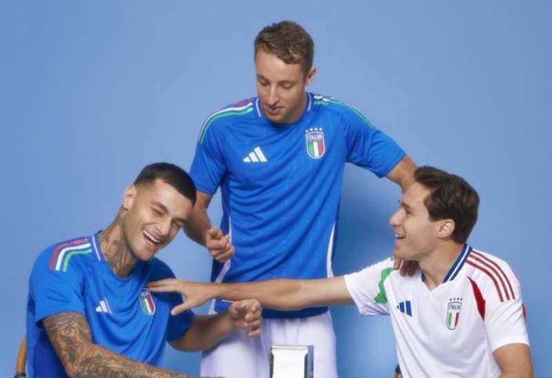 30 لاعبًا في قائمة منتخب إيطاليا الأولية للمشاركة في يورو 2024