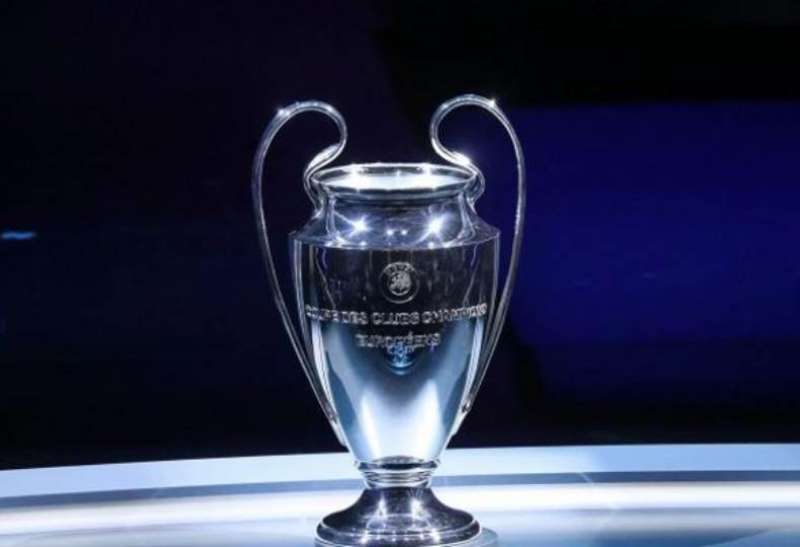 يويفا يُقرر لعب دوري أبطال أوروبا على ثلاثة أيام بدلا من يومين