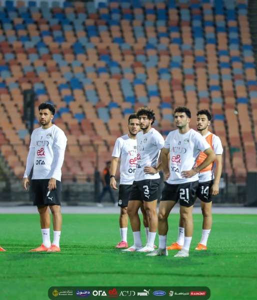 منتخب مصر يواصل تدريباته وانضمام عمر كمال استعدادًا لبوركينا في تصفيات كأس العالم