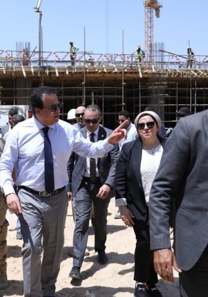 وزير الصحة يتفقد مشروع تطوير مستشفى معهد ناصر مدينة النيل الطبية.. ويوجه بتسريع وتيرة العمل