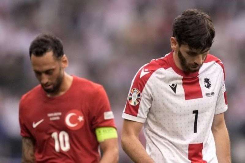 تركيا تتعادل إيجابيا 1  / 1 أمام جورجيا فى الشوط الأول