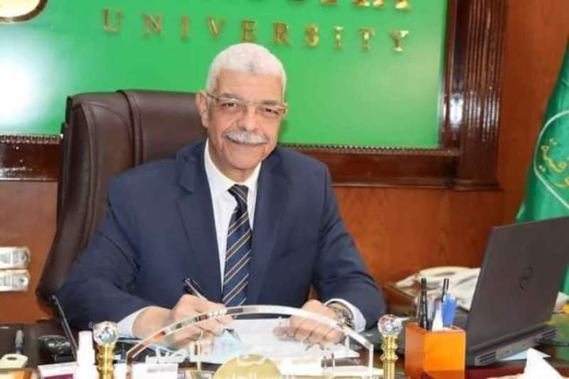 رئيس جامعة المنوفية  يعلن صدور قرارا جمهوريا بتعيين الدكتور محمد سعفان عميدا لكلية الهندسة