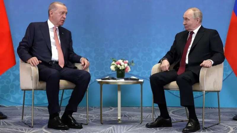 الرئيس التركي أردوغان يعرض الوساطة لإنهاء الحرب الروسية الأوكرانية