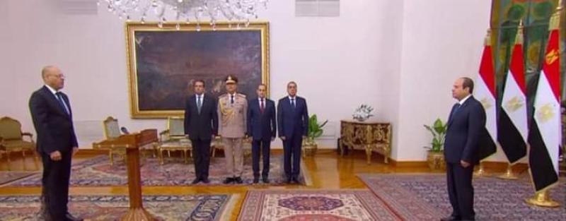 المهندس كريم بدوي يؤدي اليمين الدستوريه امام الرئيس وزير البترول والثروة المعدنية