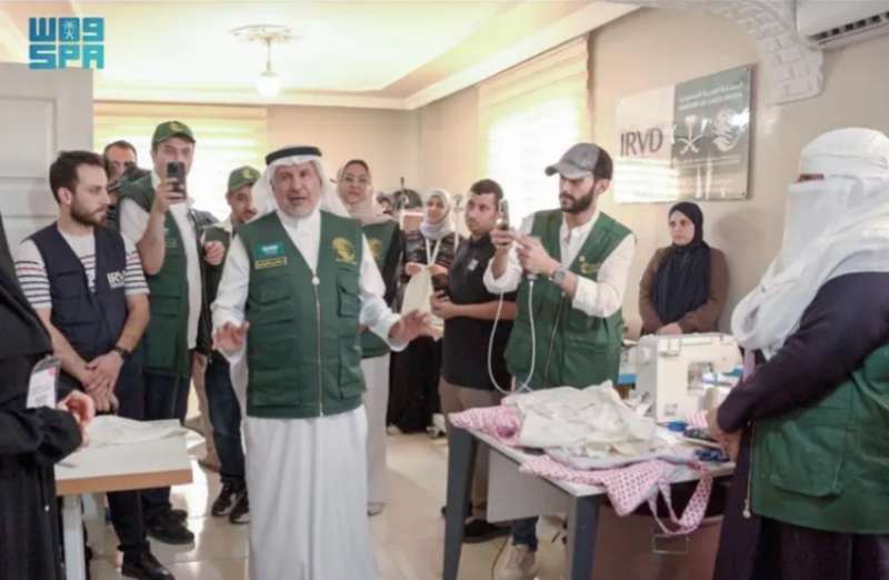 الدكتور عبدالله الربيعة يدشن البرنامج التدريبي التطوعي للتمكين الاقتصادي للمتضررين من الزلزال في سوريا وتركيا