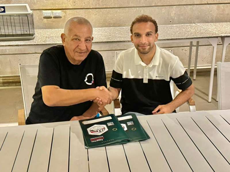 المصري ينجح في تجديد تعاقده مع نجمه كريم العراقي لثلاثة مواسم