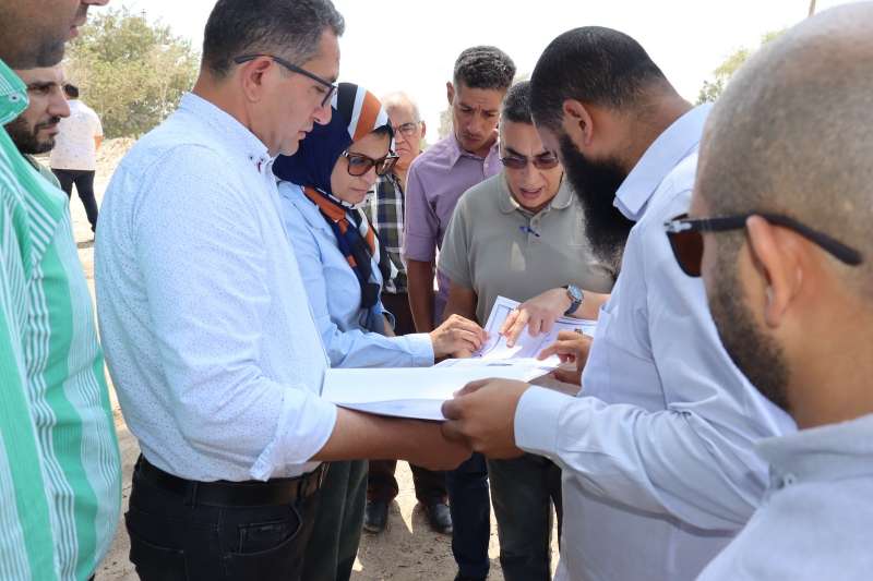 رئيس جهاز مدينة الشيخ زايد تتفقد سير العمل بمأخذ محطة مياه الشرب بمنطقة برقاش