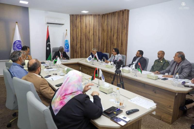 وزير الشؤون الأفريقية الليبي يجتمع باللجنة التحضيرية لمؤتمر السياسات الأفريقية