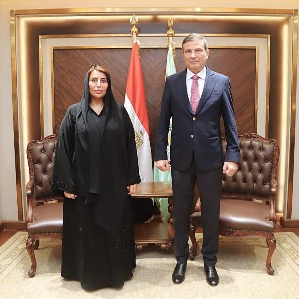 وزير الزراعة يبحث مع سفيرة الإمارات بالقاهرة تعزيز التعاون في مجال الاستثمار الزراعي