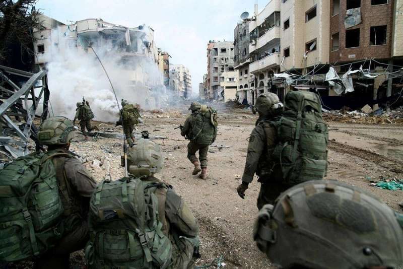 قوات الاحتلال تواصل جرائم الإبادة في غزة أمام سمع وبصر العالم