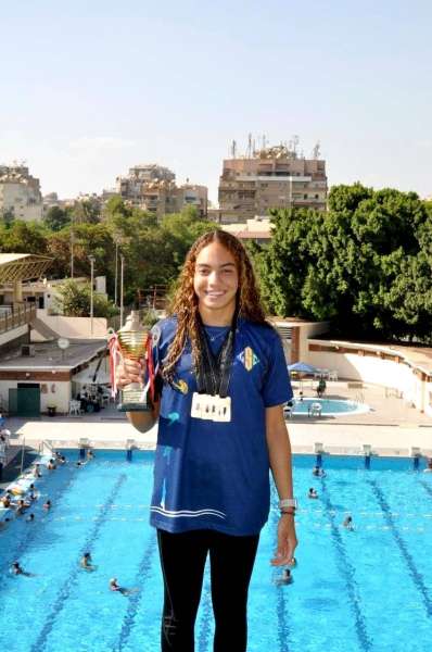 ملك توفيق أصغر لاعبة تمثل ألعاب الماء في الأولمبياد وثاني أصغر لاعبة بالبعثة المصرية في باريس
