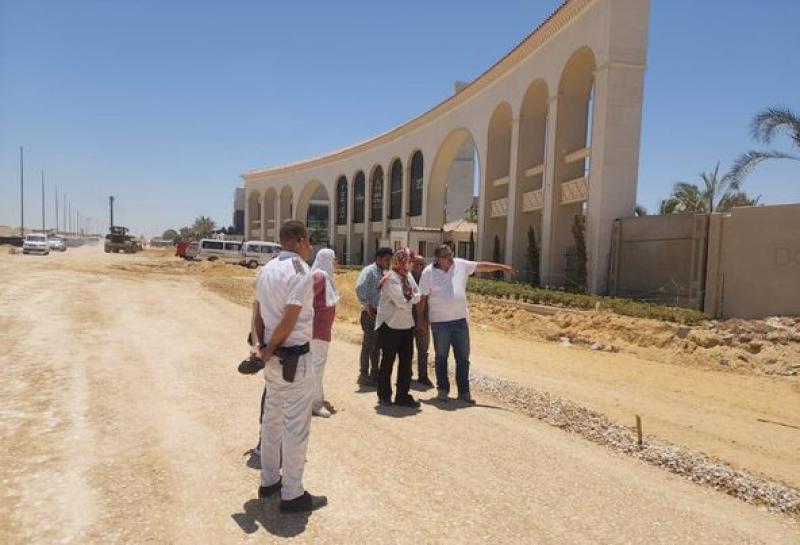 ”بمساحة 10آلاف فدان”.. رئيس جهاز مدينة الشيخ زايد تتفقد مشروعات المرافق والطرق بتوسعات المدينة