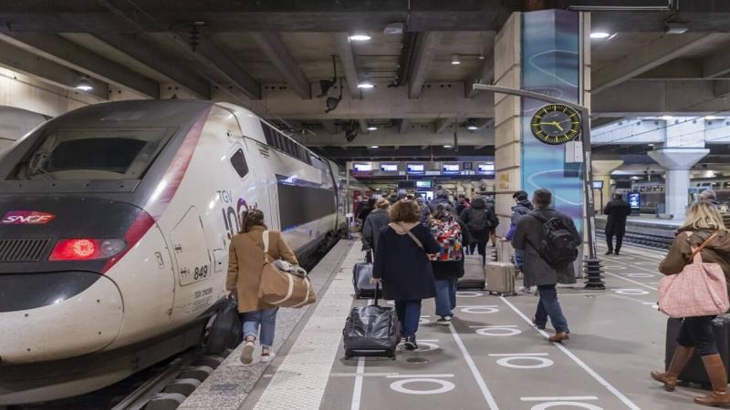 سكك الحديدية الفرنسية تعلن تعرضها لـ”هجوم كبير” قبيل بدء أفتتاح الألعاب الأولمبية