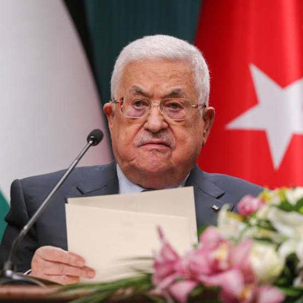 الرئيس الفلسطيني يندد باغتيال هنية ويؤكد أنه ”عمل جبان”