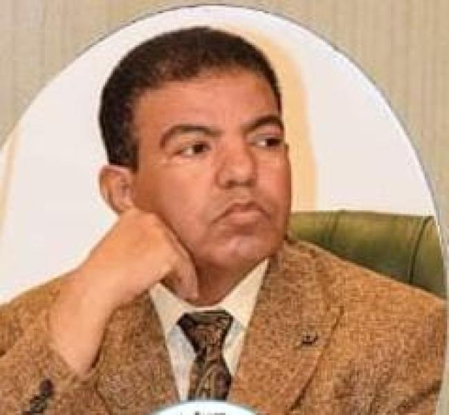 الدكتور السيد رشاد شخصية مؤتمر القصة الشاعرة الخامس عشر الاحد القادم