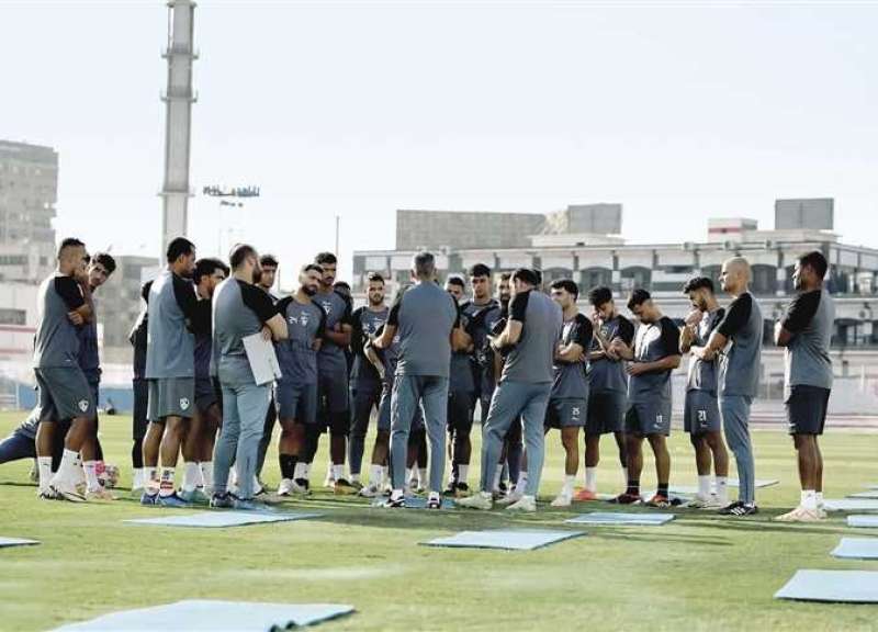 «لا وقت للراحة».. جوميز يفاجئ لاعبي الزمالك بقرار جديد