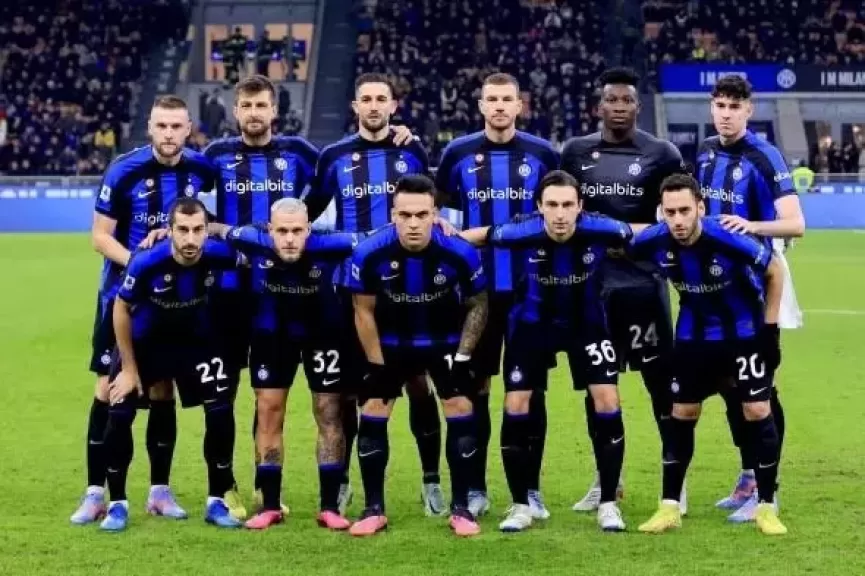 إنتر ميلان يواصل مزاحمة نابولي على صدارة الدوري الإيطالي بثنائية تورينو