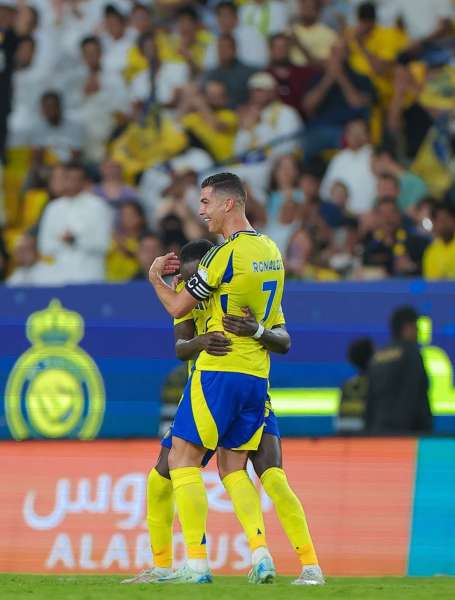 رونالدو يقود النصر للفوز على العروبة بثلاثية نظيفة