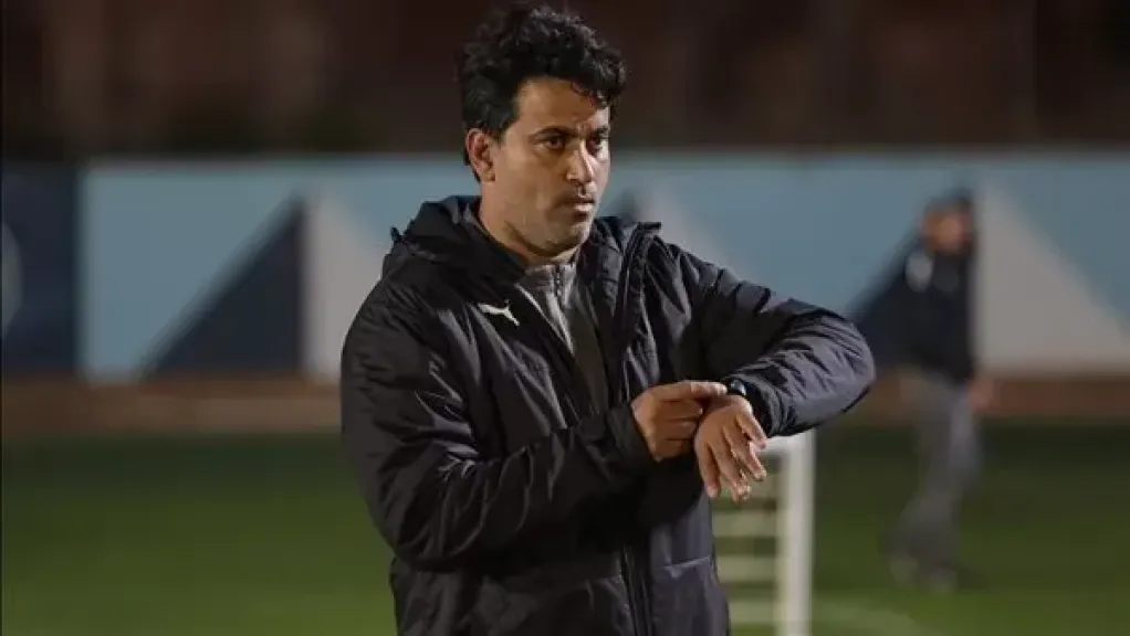 وفاة والدة محمود فتح الله نجم الزمالك السابق