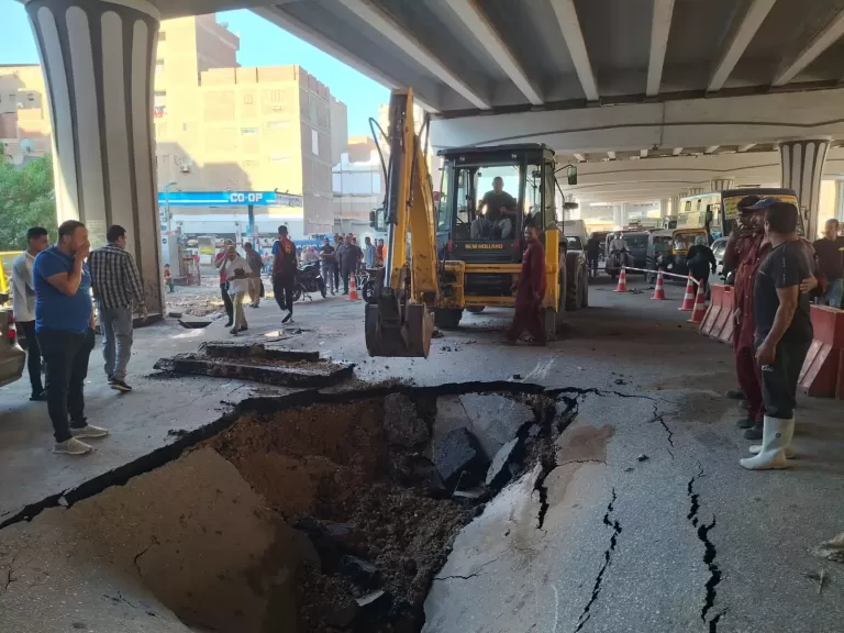 مصدر بالجيزة يكشف لـ«النهار» سبب الانهيار الأرضي بإمبابة