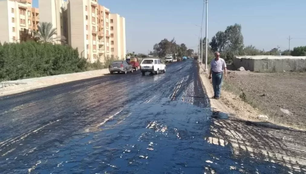 محافظ كفر الشيخ يتابع أعمال رصف طريق «كوبري النمرة - الجرايدة» بطول 2.5 كيلو متر