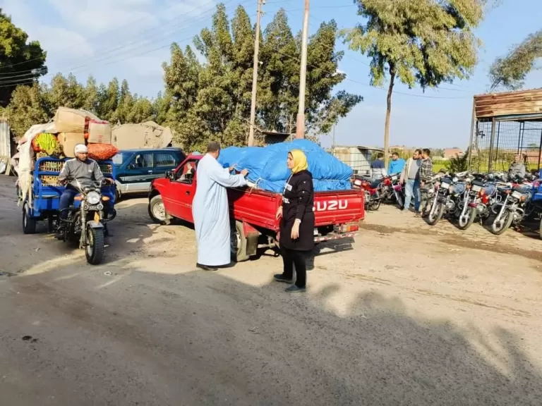 ضبط سيارة محملة بالدقيق البلدي المدعم في المنوفية