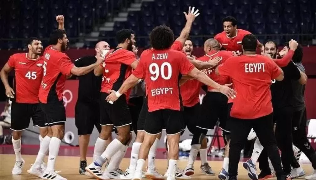 يد منتخب مصر تتأهل للدور الرئيسى فى بطولة العالم بالفوز على البحرين 35 / 24