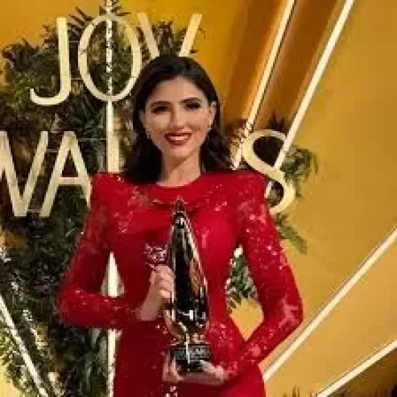 مي عمر تعلق على فوز «نعمة الأفوكاتو» بجائزة أفضل مسلسل من joy awards