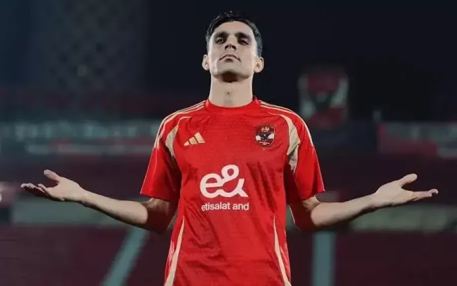 بن شرقي يقود التشكيل المميز لـ اللاعبين المغاربة بمختلف دوريات العالم