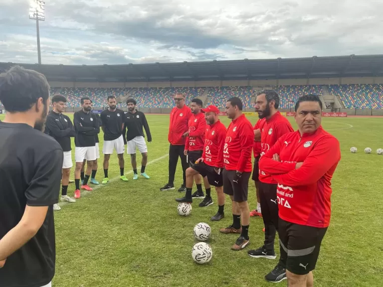 منتخب المحليين جاهز لجنوب أفريقيا.. ووائل رياض يؤكد صعوبة اللقاء