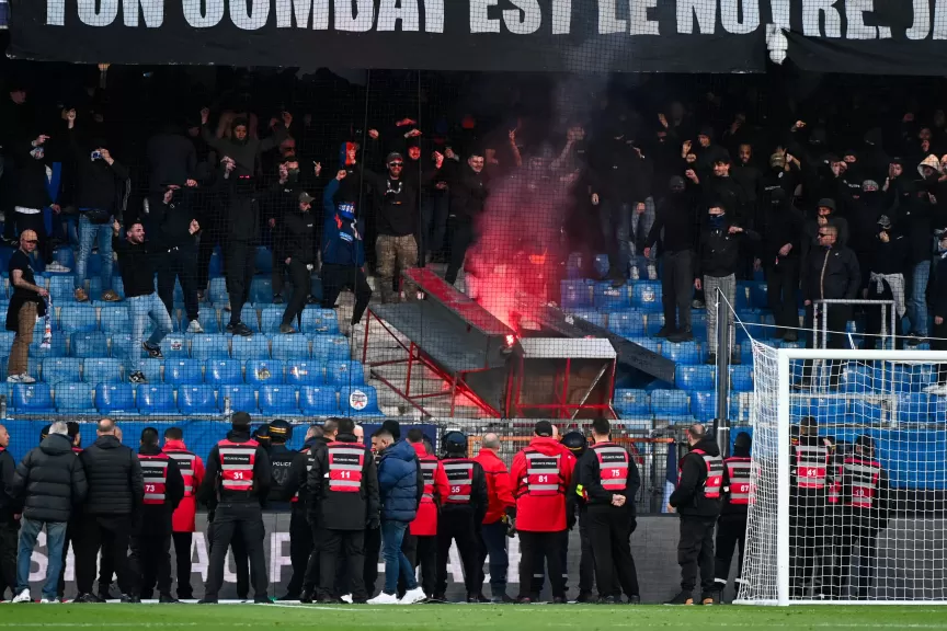 بسبب شغب الجماهير.. إلغاء مباراة مونبلييه وسانت إيتيان في الدوري الفرنسي