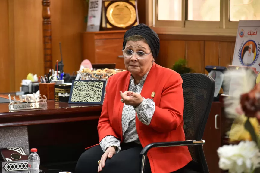 الدكتورة عبلة الألفي توصي بدعم الرضاعة الطبيعية وتوسيع غرف المشورة الأسرية