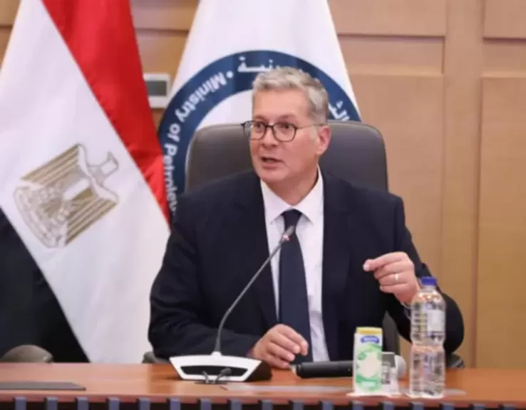 ماذا نعرف عن تكليف وتنقلات مساعدي الإستكشاف لبعض شركات قطاع البترول