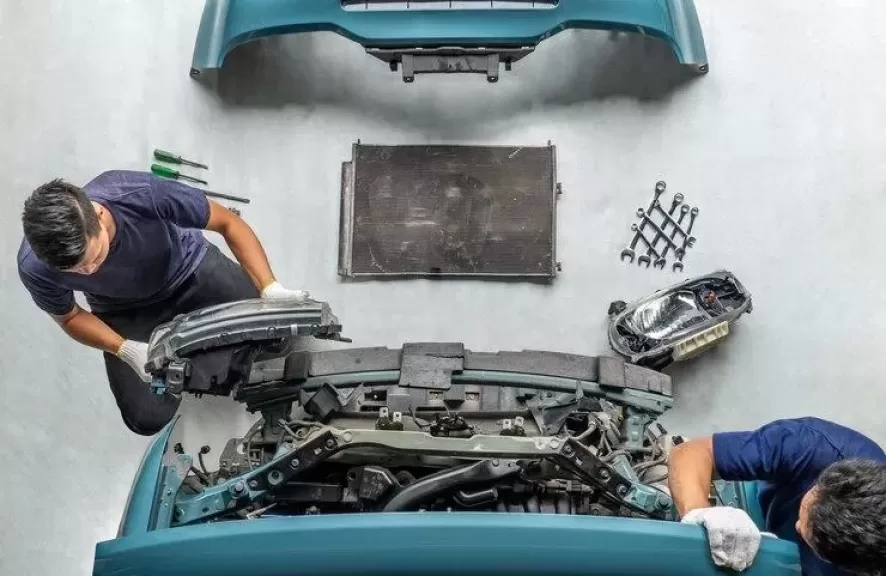 How to Spot Transmission Problems | Signs  Expert Solutions