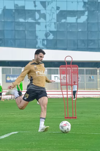 زيزو يستعين بـ مساعد سيميوني في أتلتيكو مدريد لتجهيزه لكأس العالم للأندية