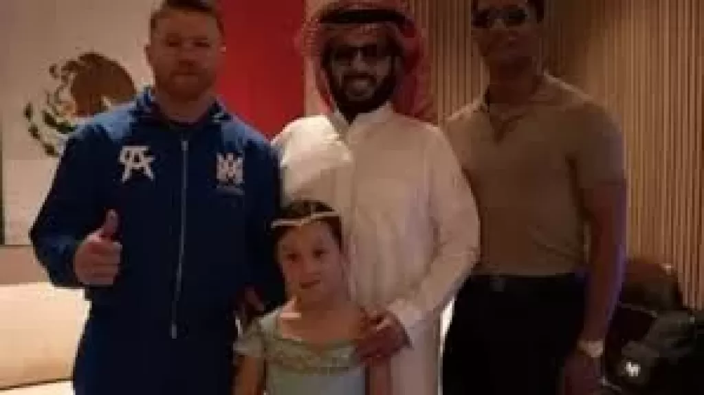 تركي آل الشيخ يشوق الجمهور لعمل فني قادم بين محمد رمضان والملاكم العالمي كانيلو