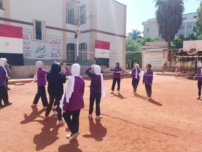 محافظ أسيوط: دعم كامل للمنظومة التعليمية وتكثيف المتابعة استعدادًا لامتحانات نهاية العام