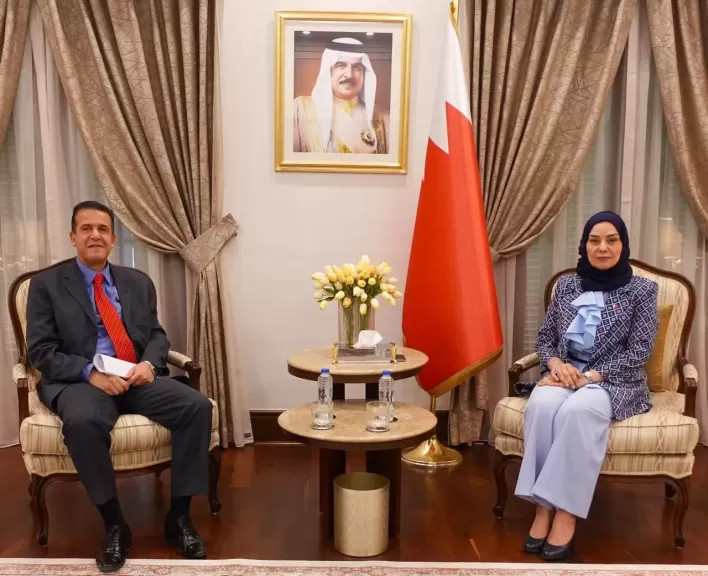 سفيرة البحرين بالقاهرة تلتقي رئيس الوفد الدائم للاتحاد الإفريقي بالجامعة العربية