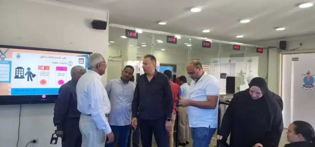 لجنة عليا تتفقد حي شمال الغردقة لمتابعة أداء المراكز التكنولوجية