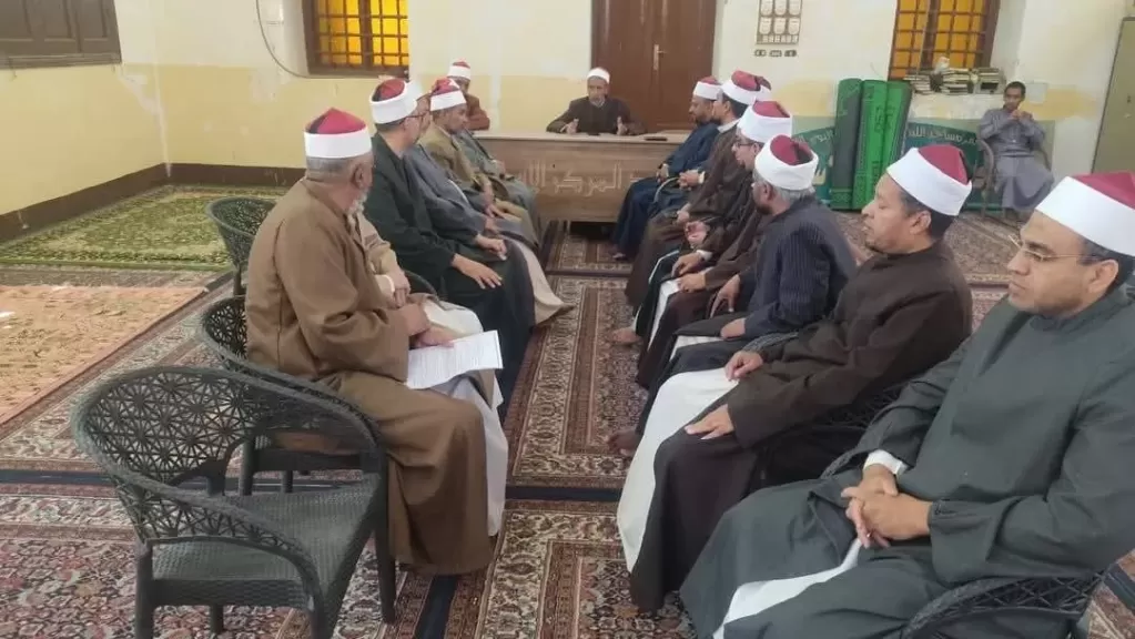 وكيل وزارة أوقاف البحر الأحمر يشدد على الانضباط الوظيفي ومواجهة أي تجاوزات دعوية