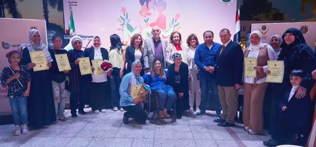 بنك قناة السويس يرعى احتفالية تكريم الأم المثالية بنادي الصيد للعام الثاني على التوالي